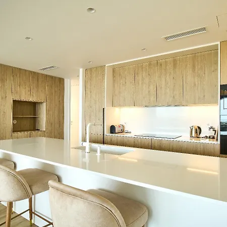 Luxury Oceanfront - 24k * לוריניה