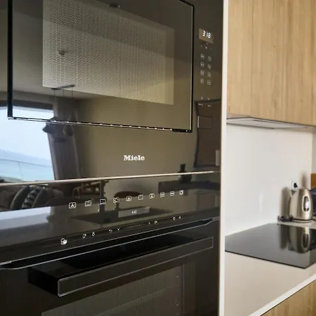 דירה Luxury Oceanfront - 24k לוריניה
